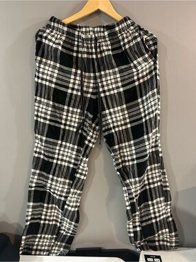 Black & White Plaid Kids Pajama Bottoms